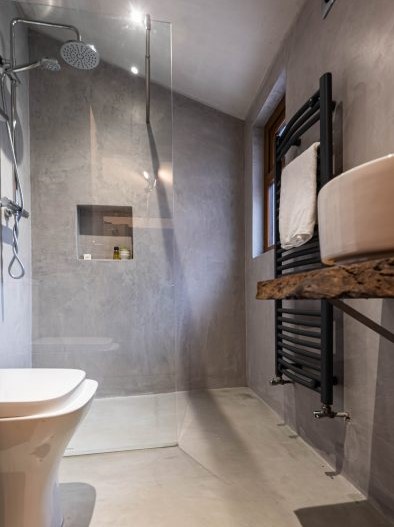 Lorem Ipsum is simply dummy text of the printing and typesetting ndustry. 